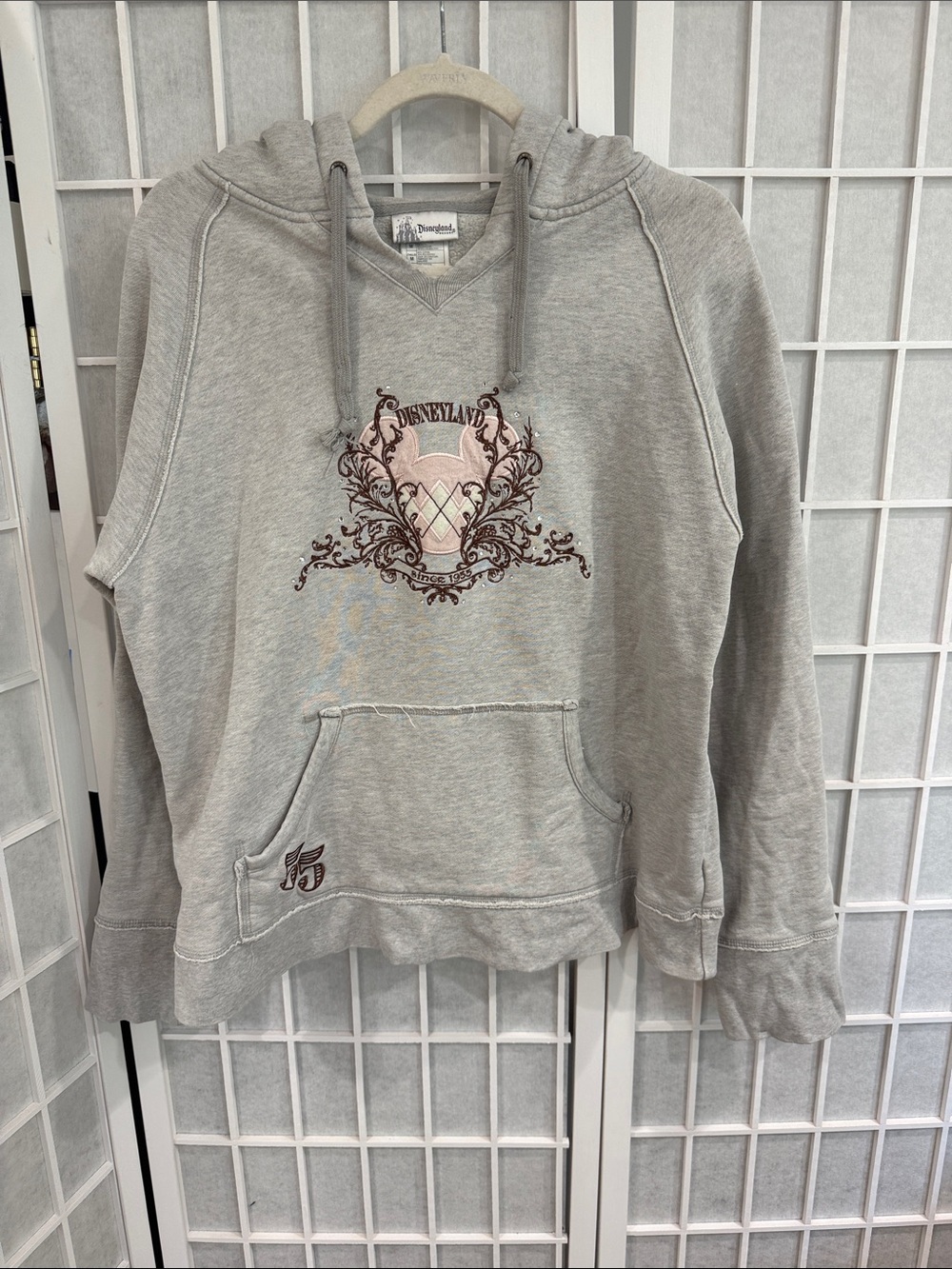 Women’s Disney Light Gray Crewneck Hoodie with Ornate Pink Crest Size M